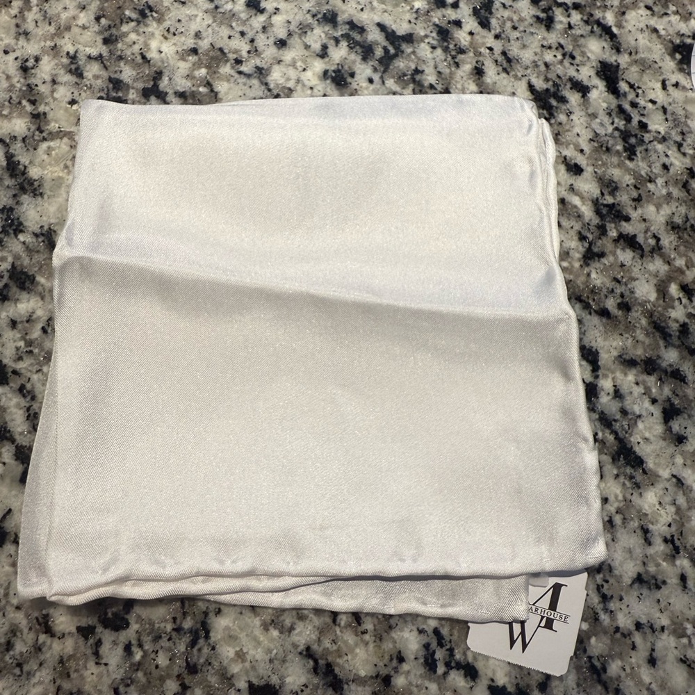 NWT White Pocket Square